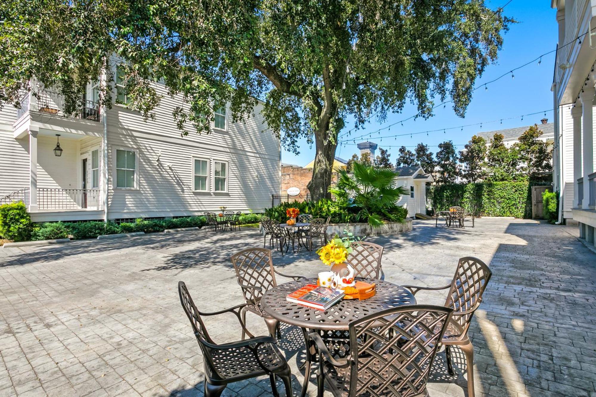 Amazing 3Br Cottage Off St Charles With Pool New Orleans Buitenkant foto